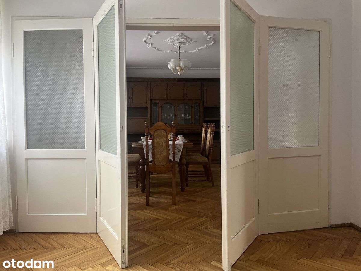 Dom 250m2, działka 944m2; ul. Poświątne-8