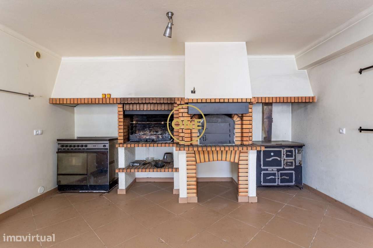 Propriedade Exclusiva em Sesimbra com 7.500m2 | Moradia de 529m2, Priv-41