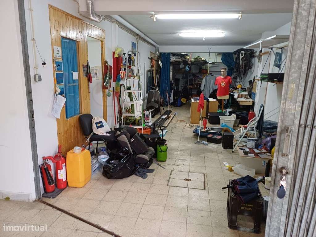 Garagem nos Pinheirinhos - Setúbal-7