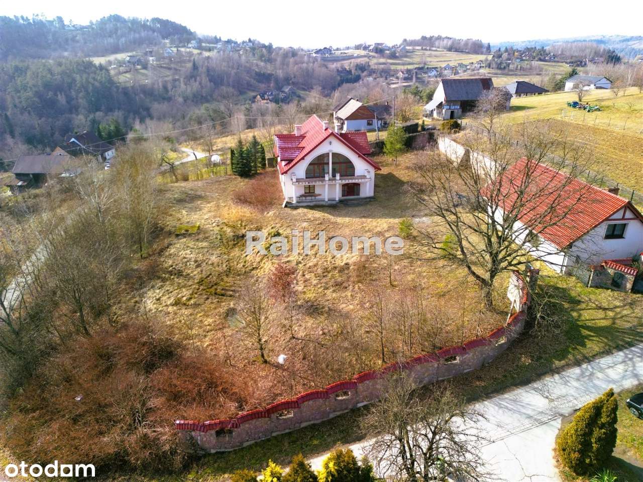 Dom nad Jeziorem/Dobczyce-1