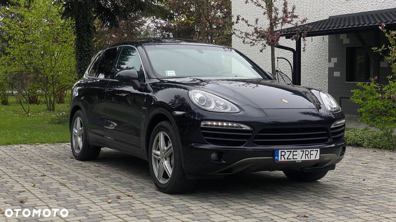 Porsche Cayenne S Hybrid - 1