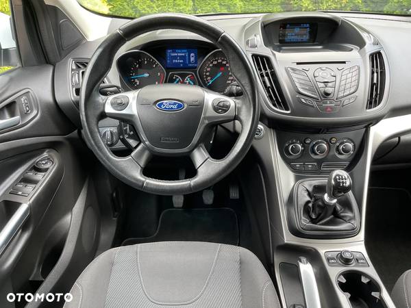 Ford Kuga 2.0 TDCi 4WD Trend - 11