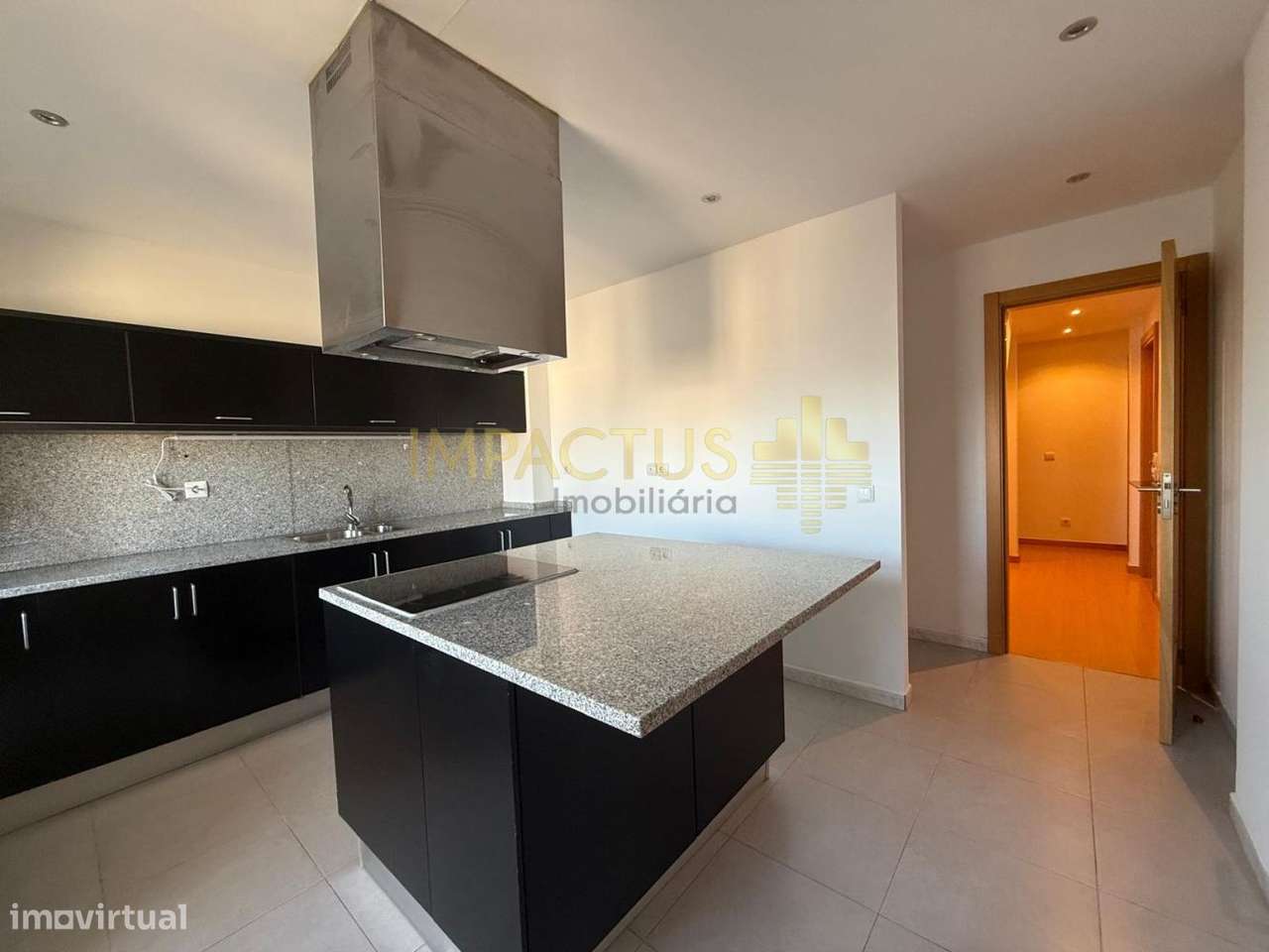 T3 junto à Câmara - Grande imagem: 2/22