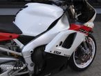 Yamaha R1 - 5