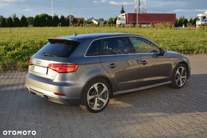 Audi A3 2.0 TDI Sportback S tronic S line Sportpaket - 12