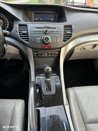 Honda Accord 2.4 Executive - 16