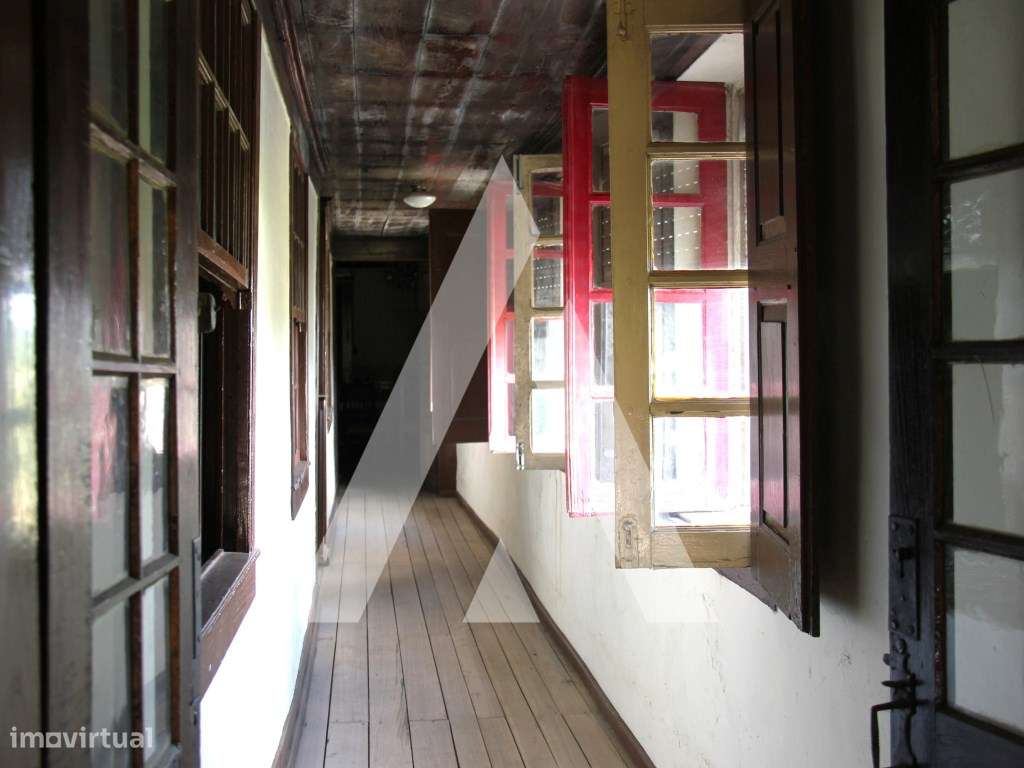 Quinta T6 histórica para recuperação, Guimarães.-8