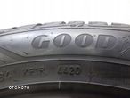 Opony zimowe Goodyear Ultra Grip 235/50/19 - 5