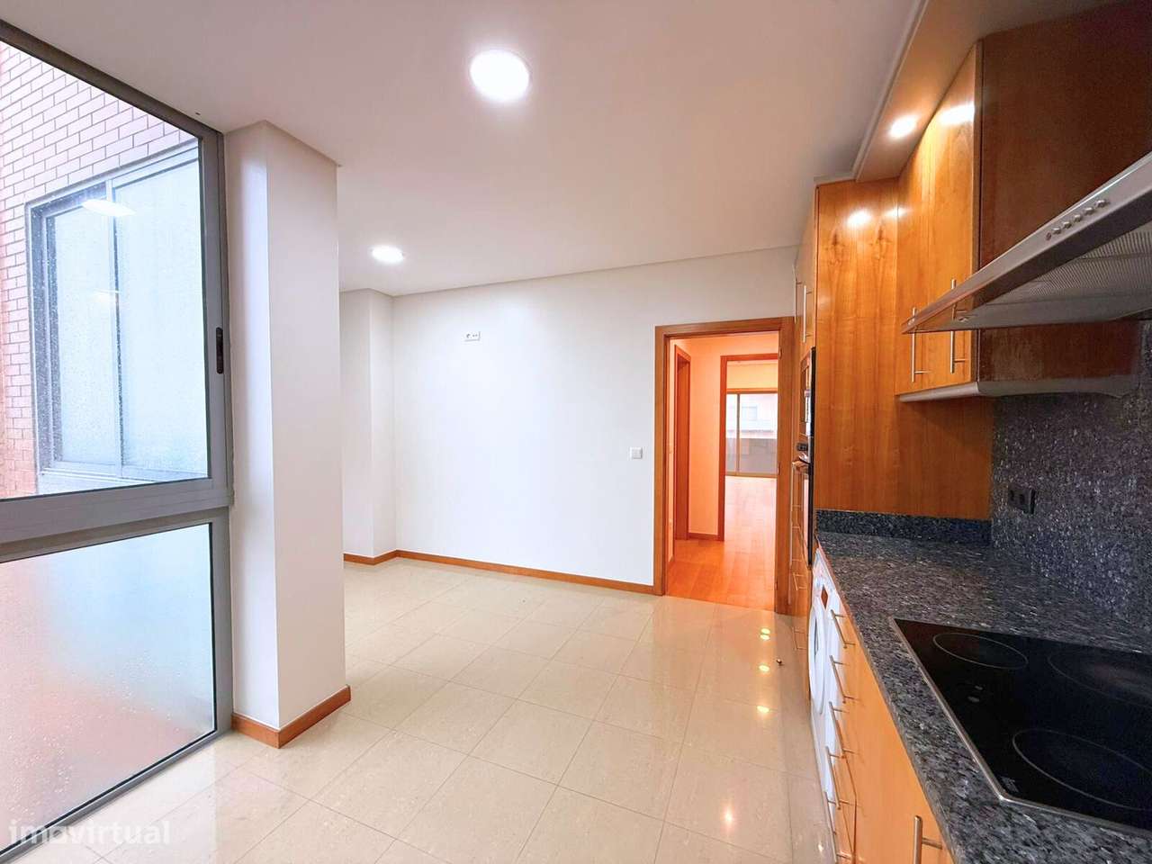 Apartamento T3, Areosa-5