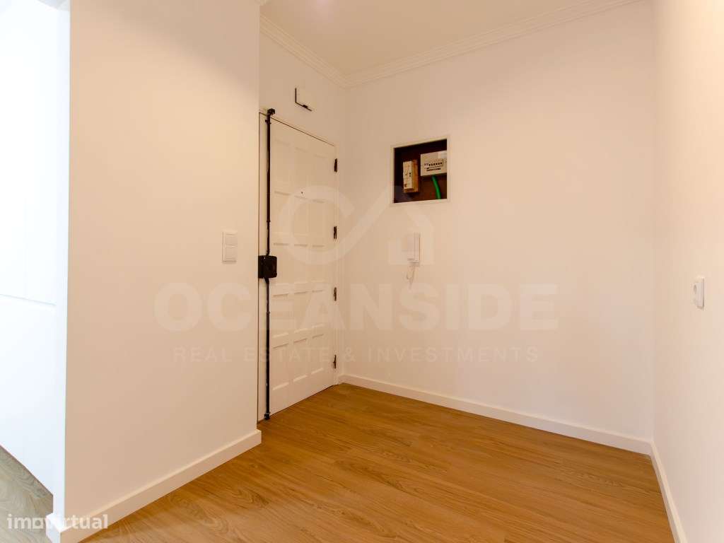 Apartamento T2 totalmente remodelado, com lareira e arrecadação-6