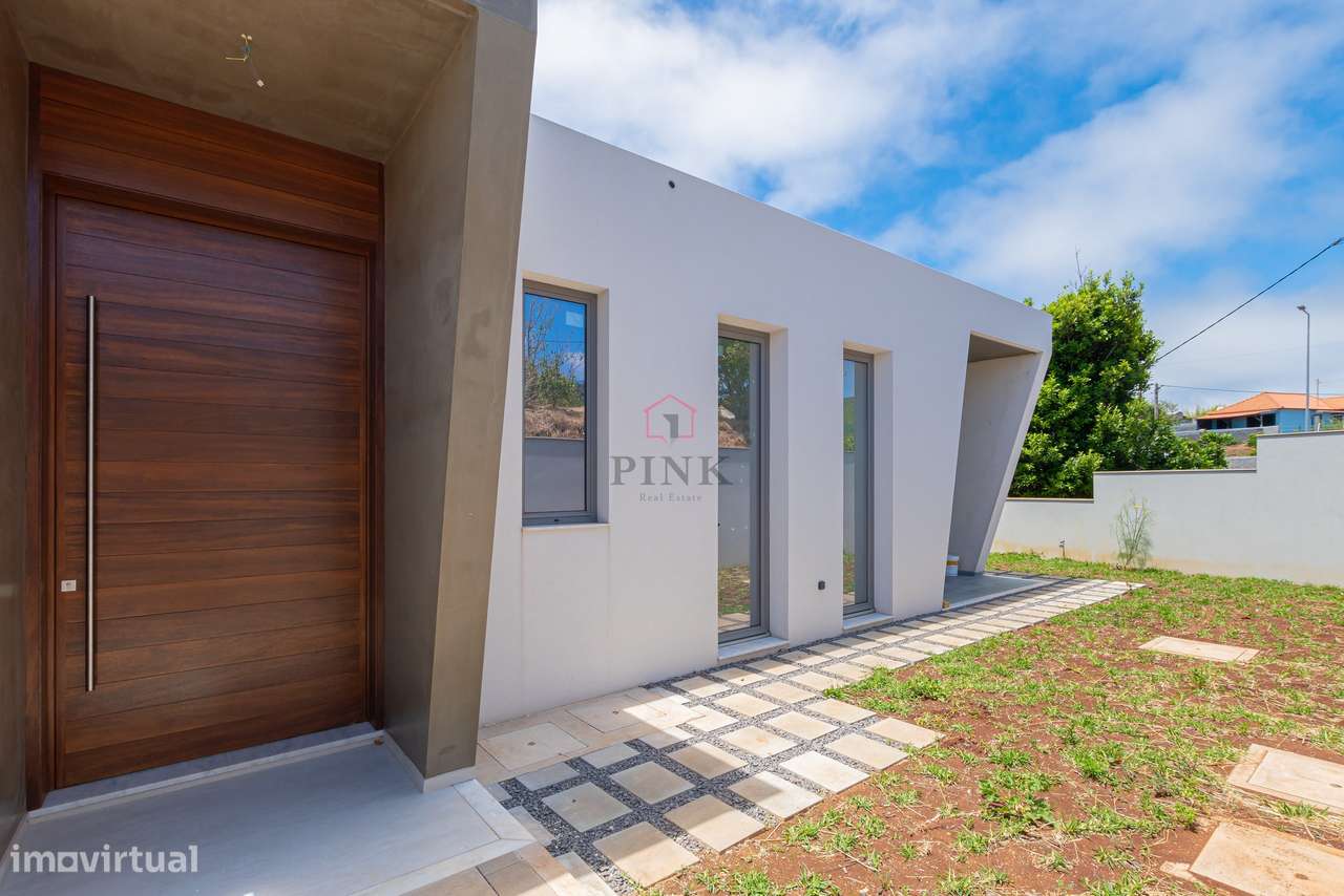 Moradia Moderna com Piscina - T3 na Ponta do Pargo, Calheta-18