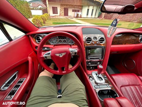 Bentley Continental GTC W12 - 5