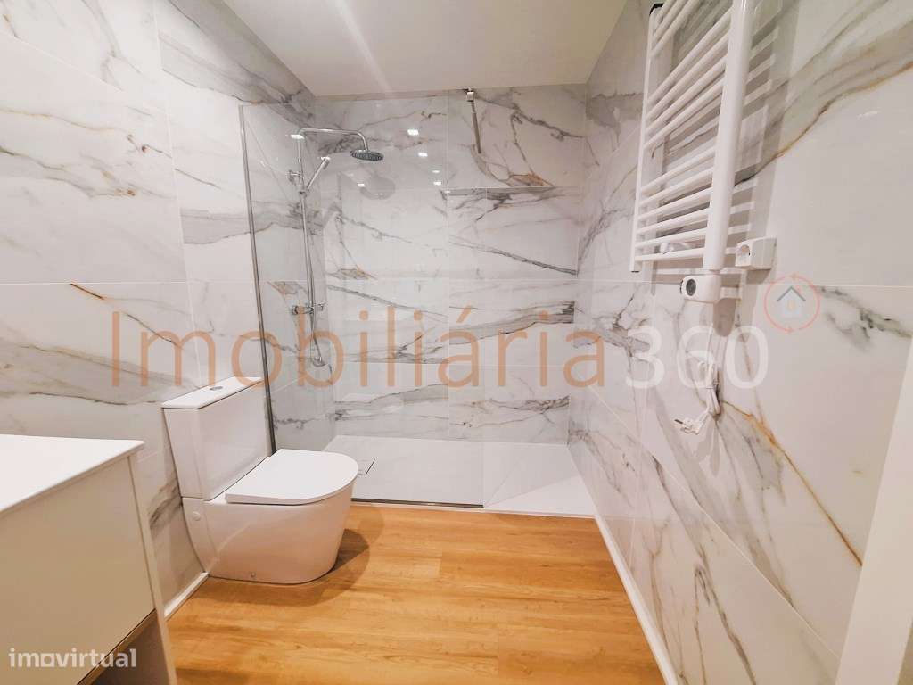 **Apartamento T2 Duplex Novo com 2 Varandas em Matosinhos Sul**-11