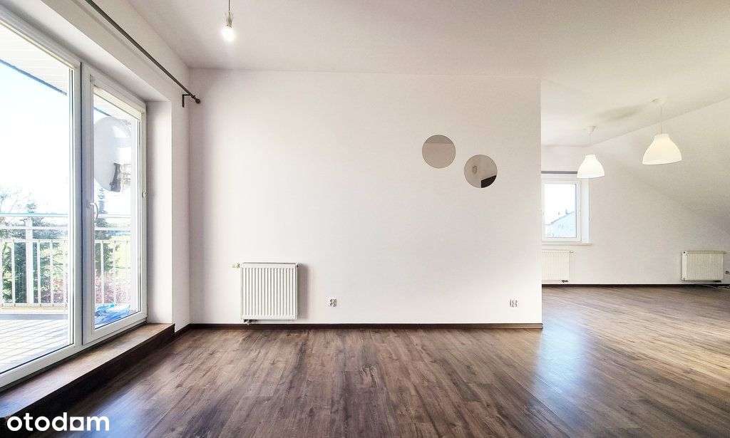 Jednopoziomowe z tarasem, komórką oraz halą-4