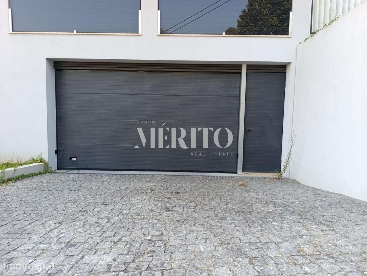 Loja com 3 frentes e garagem em Gualtar, Braga - Grande imagem: 4/7