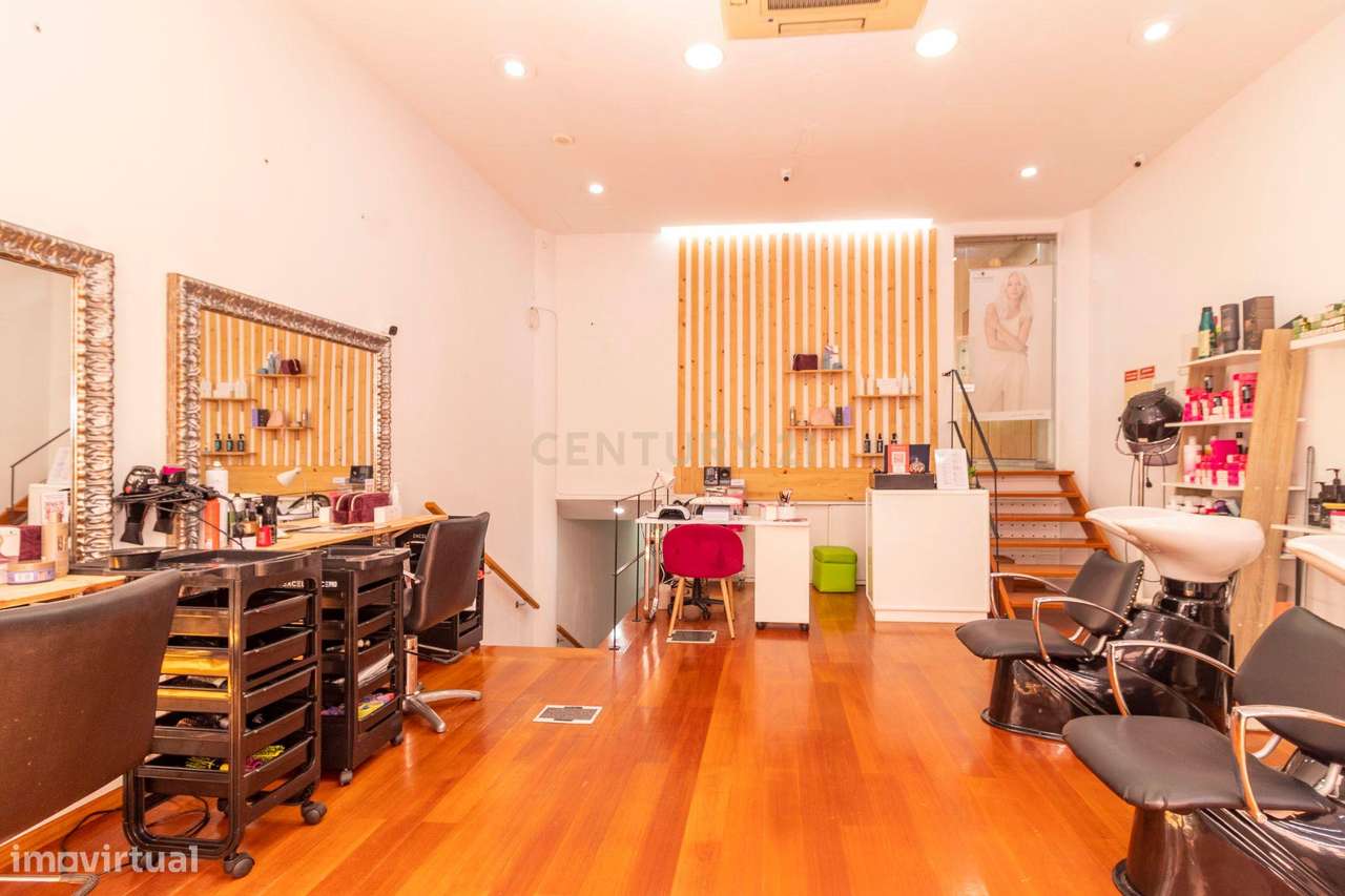 Loja No Centro do Funchal - para Trespasse - Grande imagem: 3/15