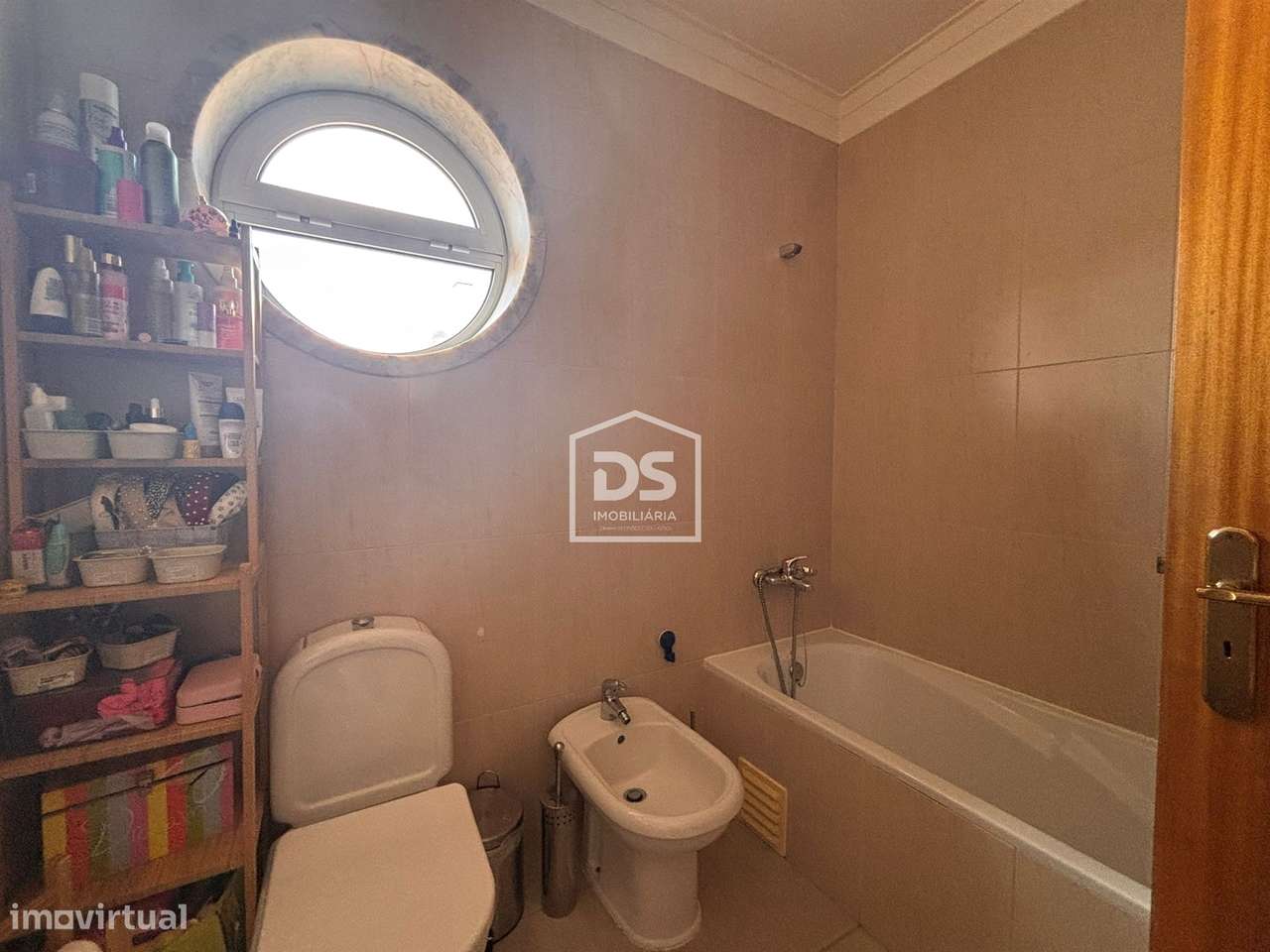 Apartamento T3 Venda em Ramada e Caneças,Odivelas-27