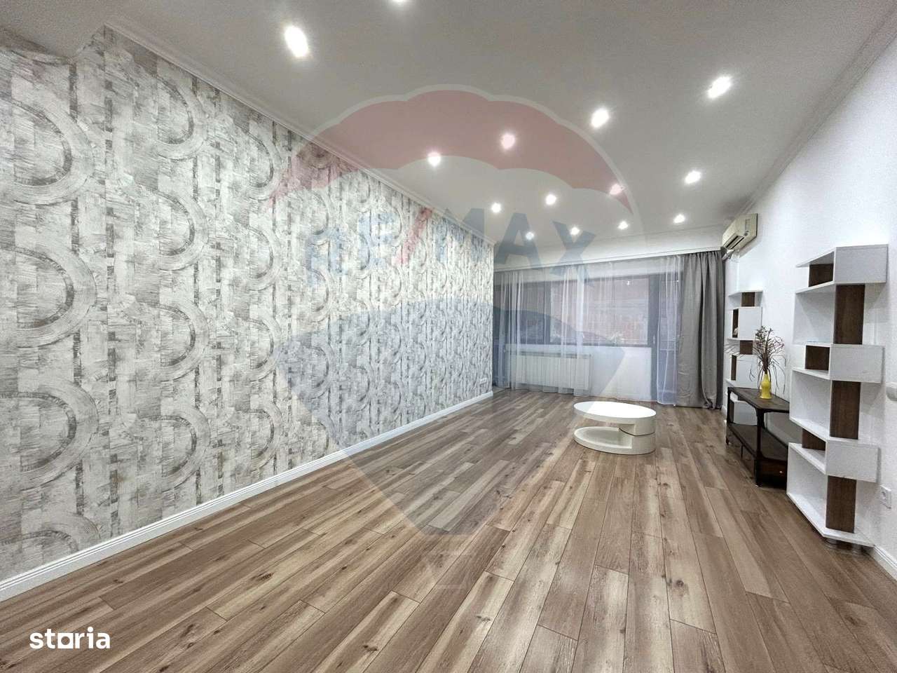 Apartament 3 camere de vanzare – Metrou Brancoveanu - Imagine principală: 4/14