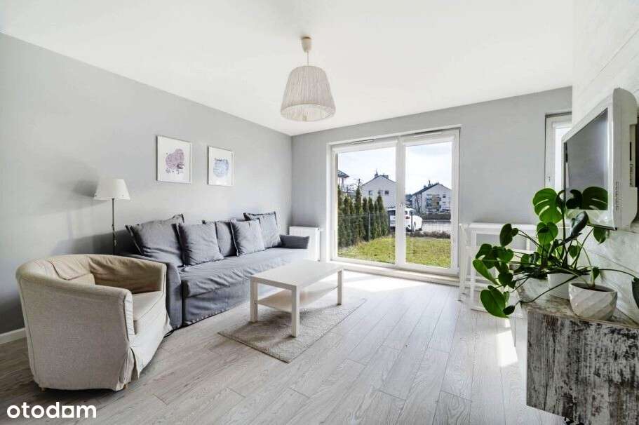 Kawalerka na sprzedaż -gotowa do zamieszkania-0