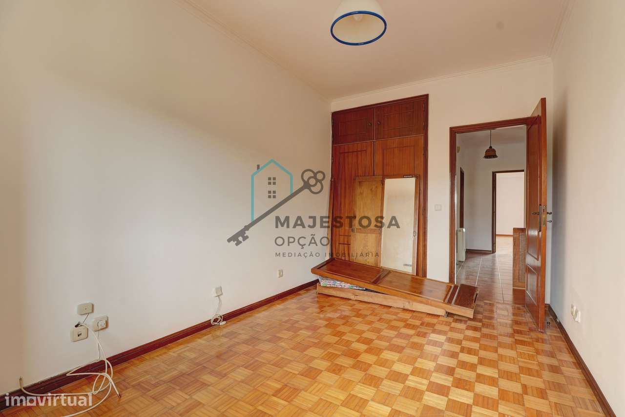 Apartamento T3 no Centro de Vila Verde — Braga-15