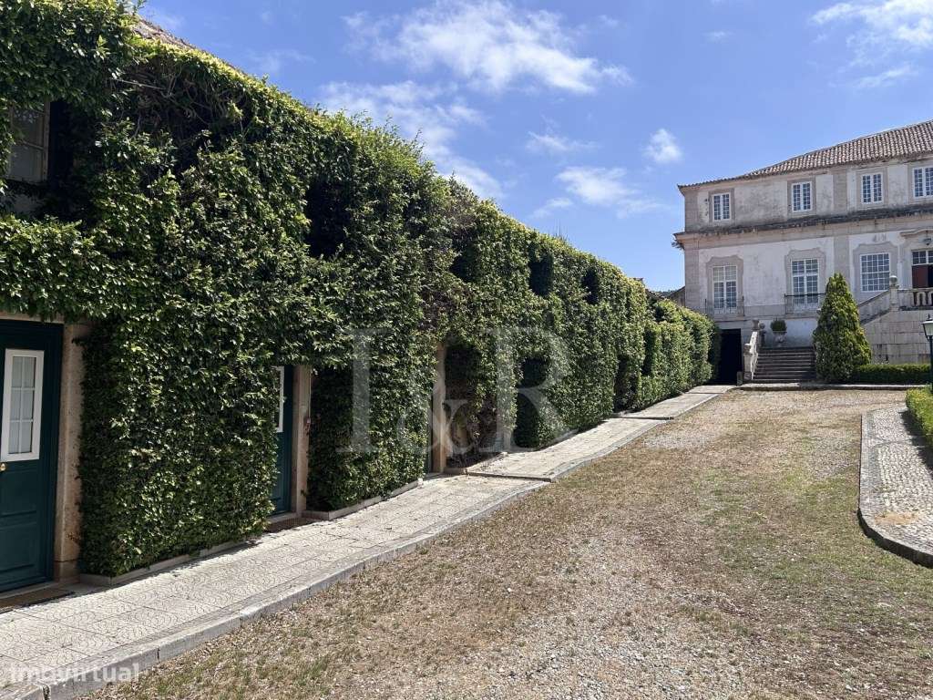 Quinta senhorial do séc. XVIII com capela e jardins em Torres Vedras-22