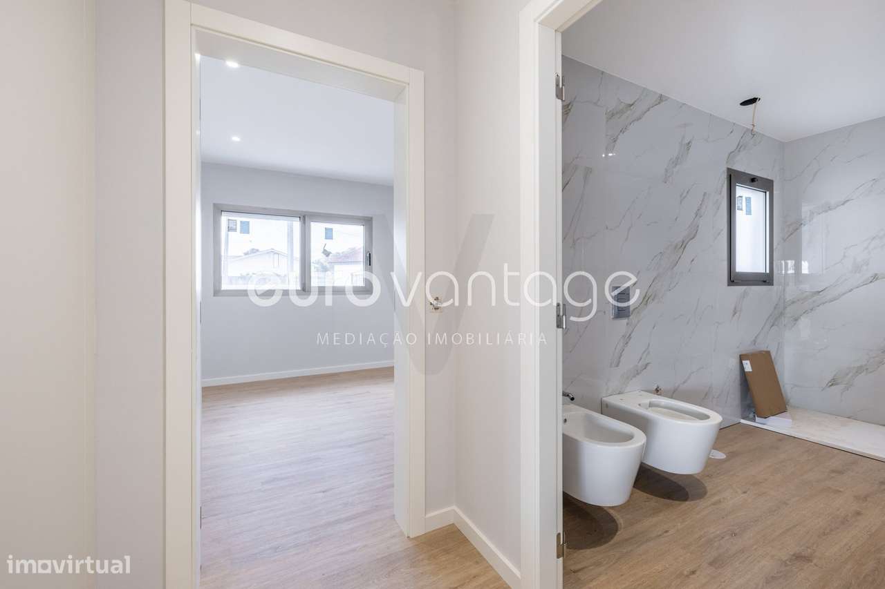 Moradia T4 | Nova | Jardoeira – Batalha-10