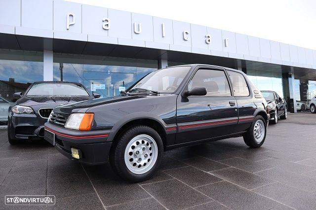 Peugeot 205 - 1