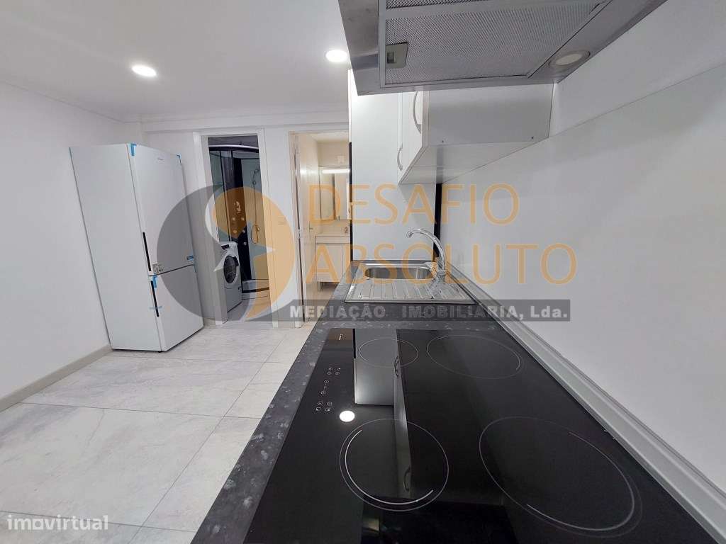 Loja - Vale dos Milhaços - Grande imagem: 4/22