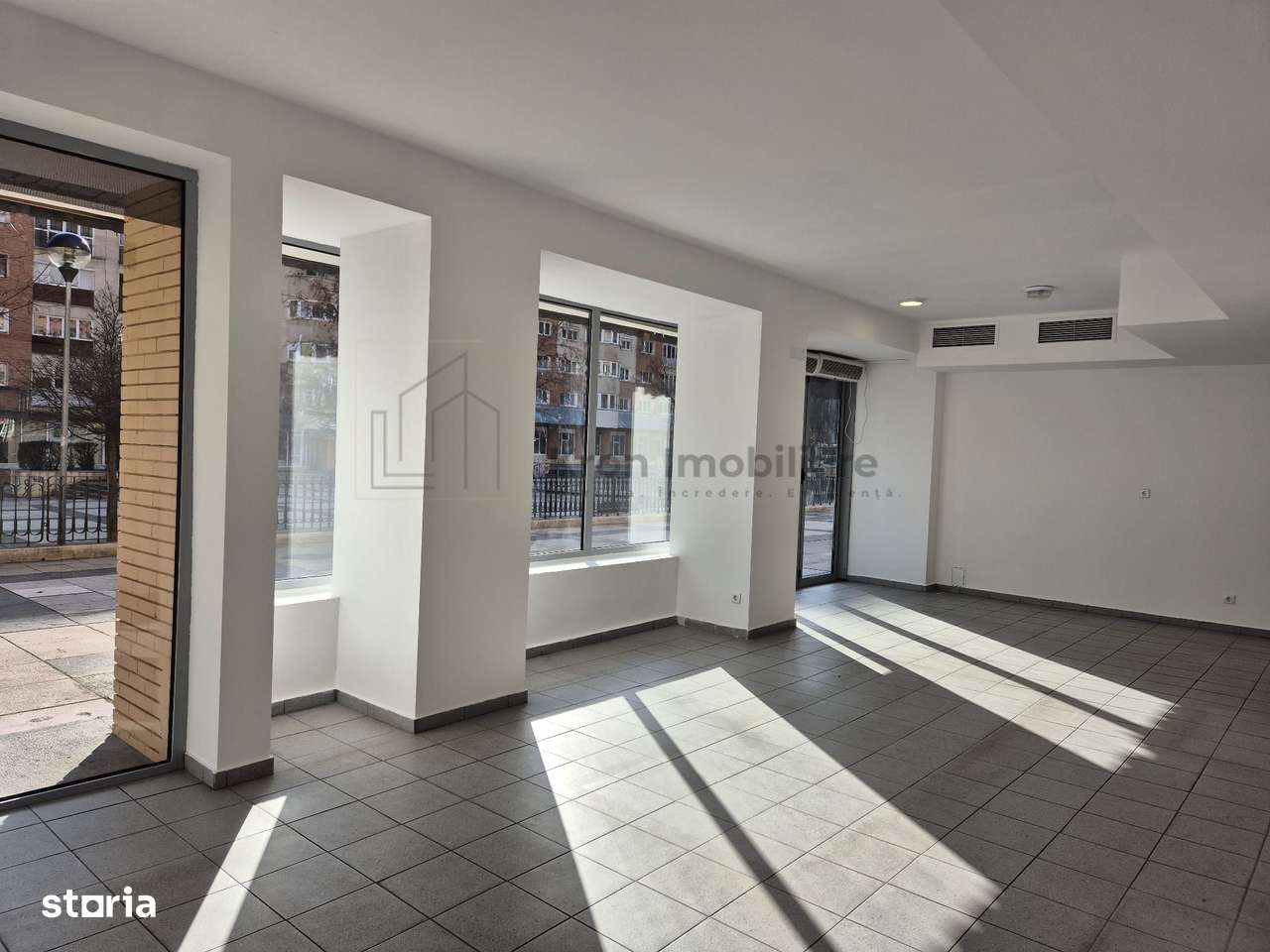 Spatiu comercial - Imagine principală: 3/7