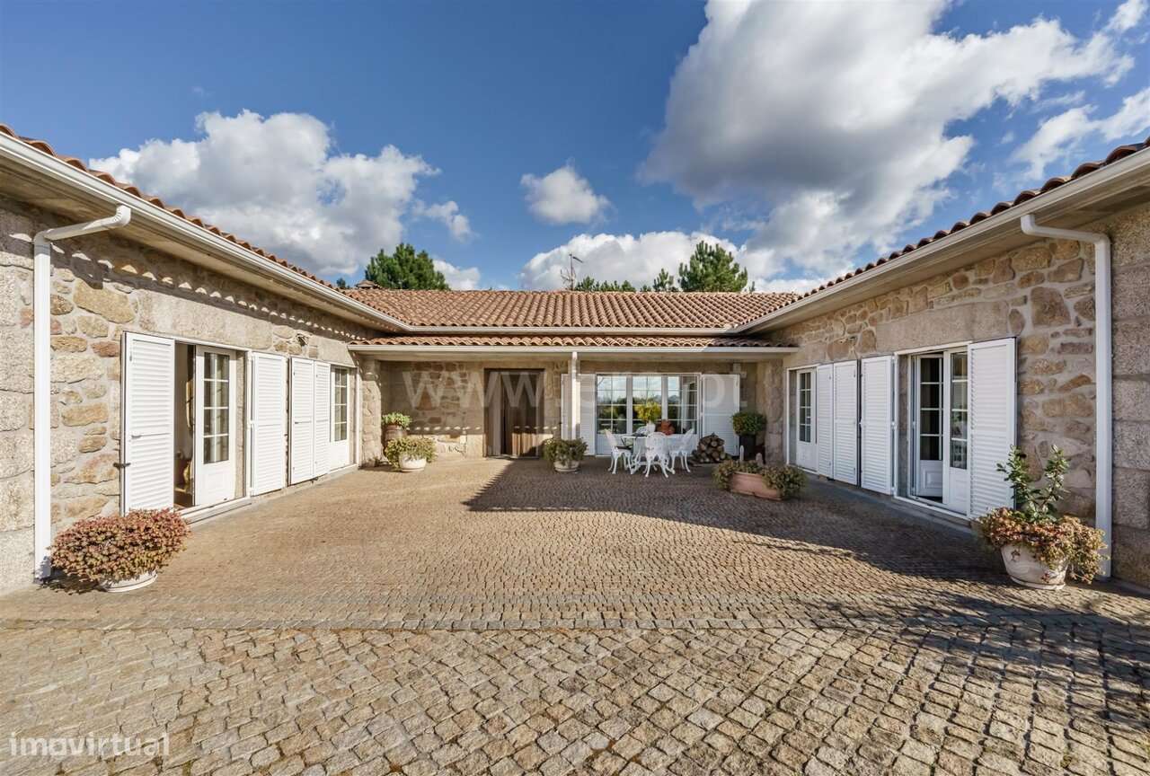 Moradia Isolada T5 / Sabugal, Sabugal e Aldeia de Santo António - Grande imagem: 2/19