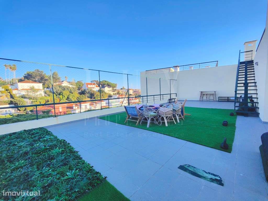 PENTHOUSE T5 DE LUXO COM VISTA FRONTAL DE MAR NO CENTRO DO ESTORIL-56