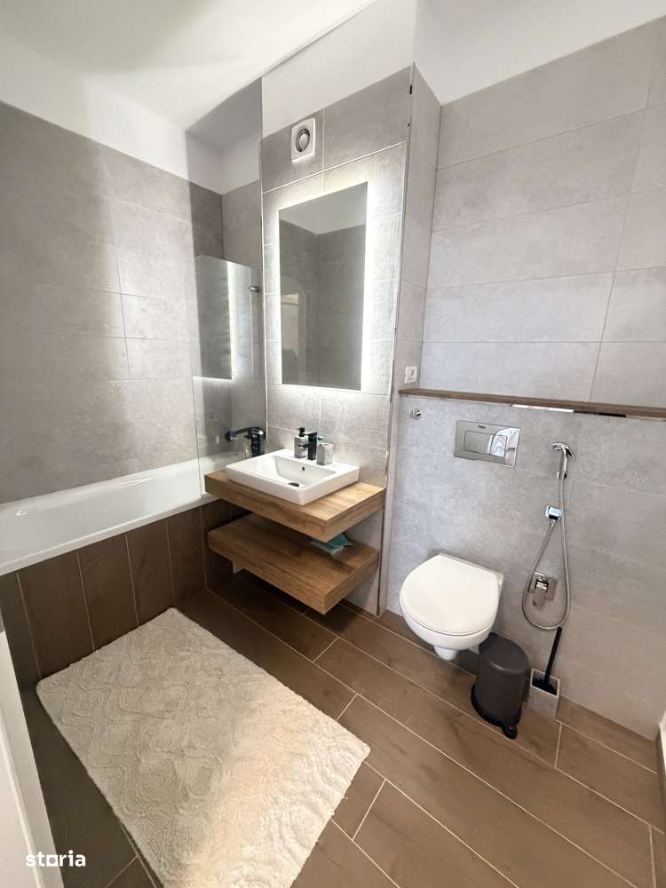 Inchiriez apartament 3 camere Nord one Aradului 800 euro - Imagine principală: 5/10