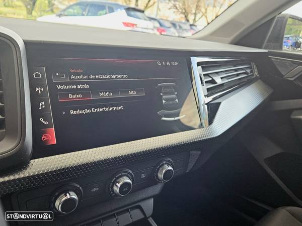 Audi A1 Sportback 30 TFSI Advanced S tronic - 5
