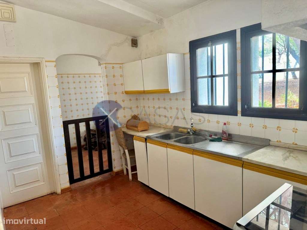 Excelente Moradia térrea com lote de 2430 m2 , com piscina e acesso...-10