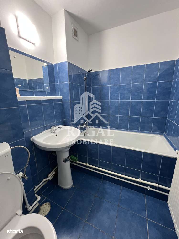 Garsonieră de închiriat – zona Supeco, etaj 2 - Imagine principală: 5/5