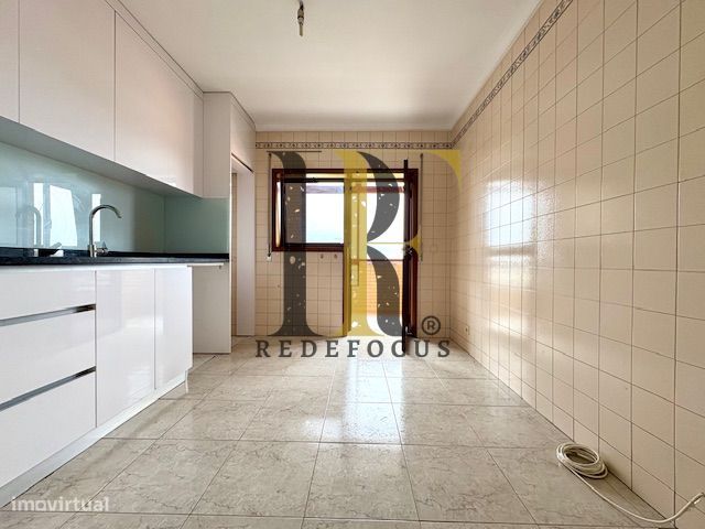 Apartamento T3 no Centro de Santa Maria de Lamas-8
