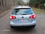 Volkswagen Passat 2.0 TDI Comfortline - 13