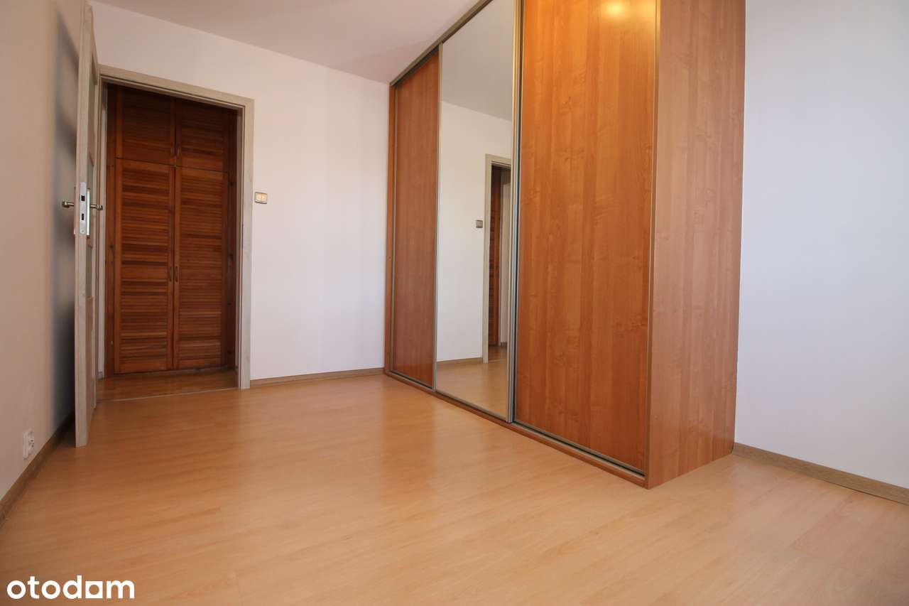 Atrakcyjne mieszkanie - 3 pokoje-9