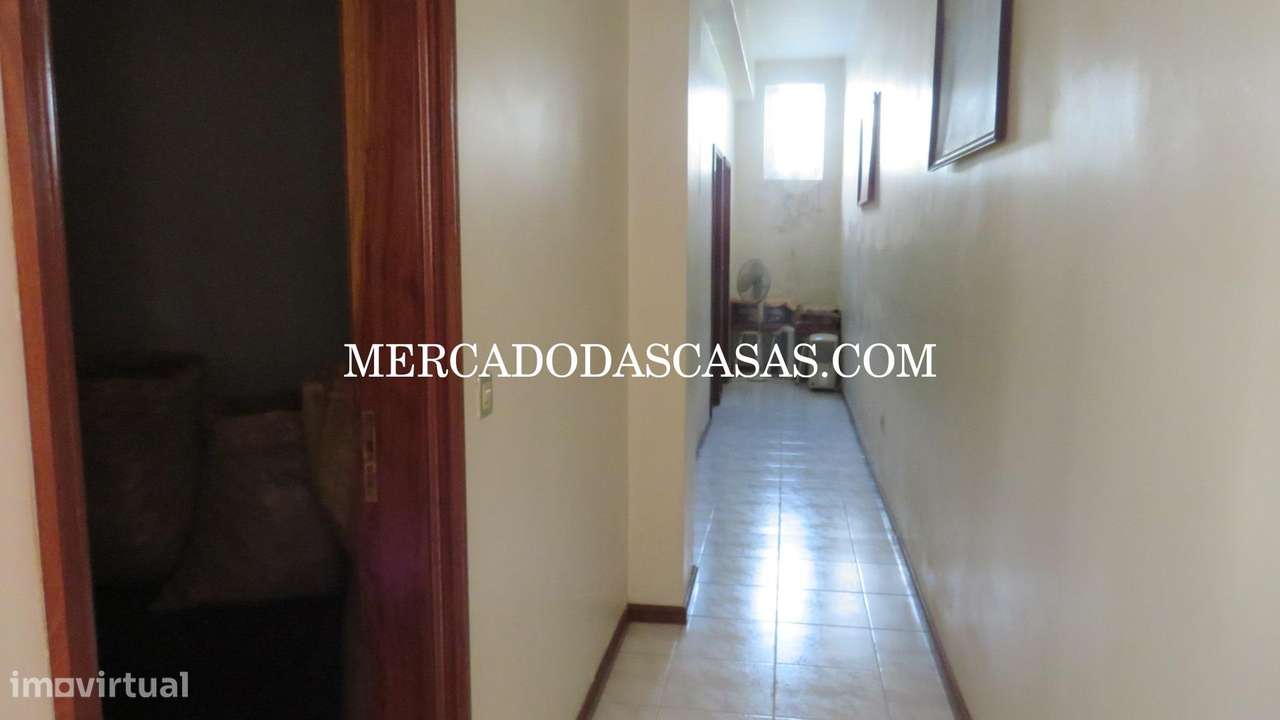 Moradia Isolada T3 em Fiães-14