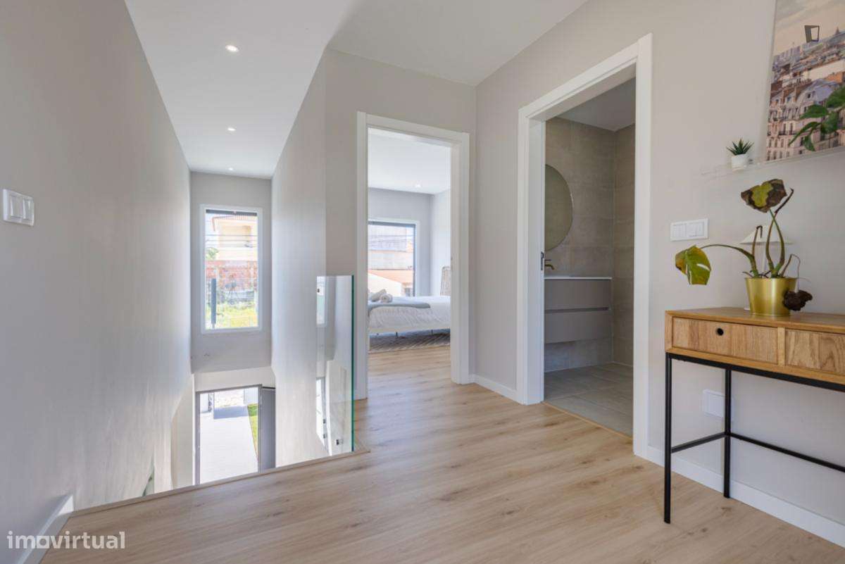 Casa com 3 quartos - localizado em Charneca da Caparica Lisbon - Grande imagem: 4/10