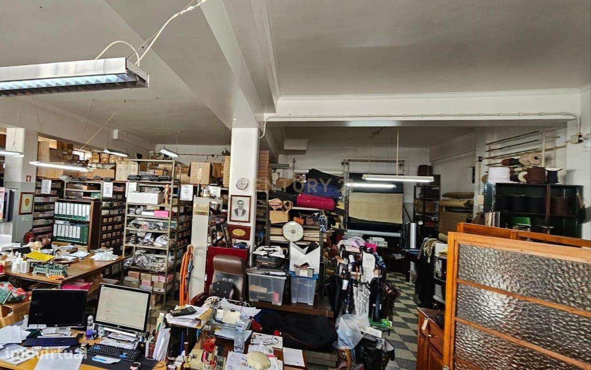 Loja/Armazém com 3 Entradas Independentes – Lisboa | 180 m² | Potencia - Grande imagem: 4/11