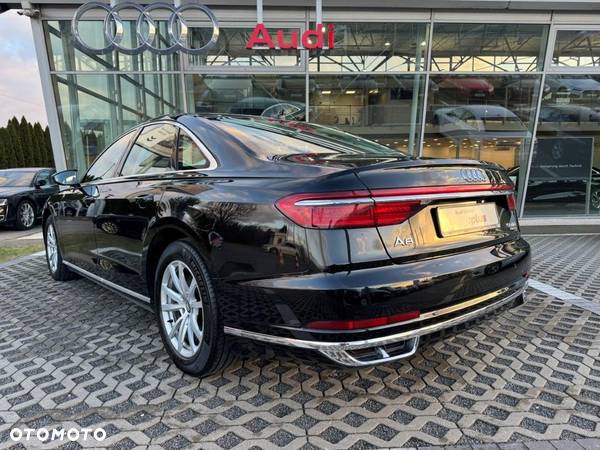 Audi A8 - 10