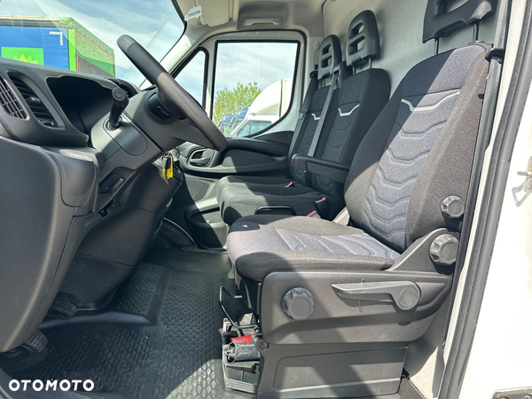 Iveco 2021/Daily 35-140 V/Średni/Hak 3,5T/manual/Klima/Tempomat/ - 18