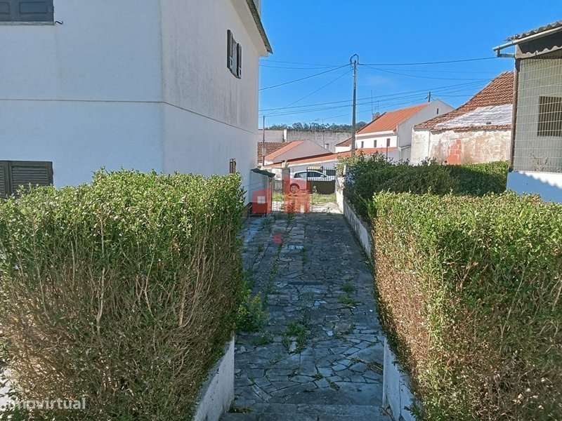 Moradia com terreno e vista desafogada a 5 minutos da vila da Malveira-10