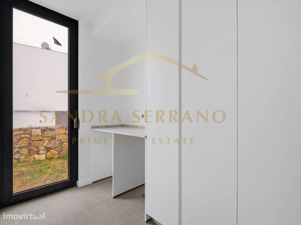 Moradia T4 Nova de Arquitetura Contemporânea | Azenhas do Mar - Sintra-17