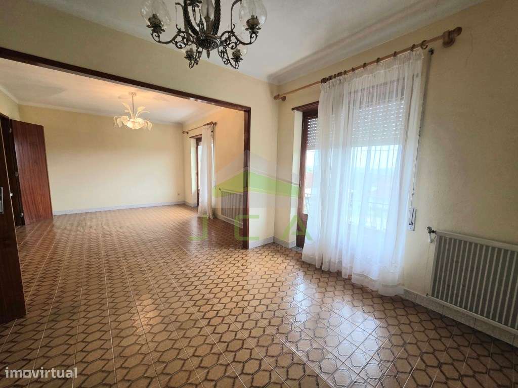 Moradia individual com terreno - Grande imagem: 3/18