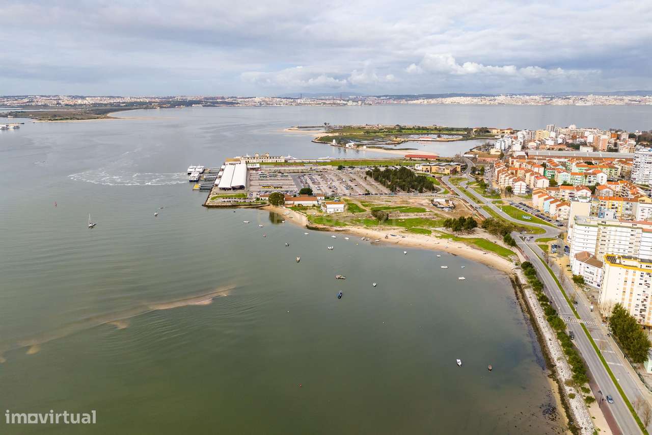 apartamento T2 no Barreiro-24