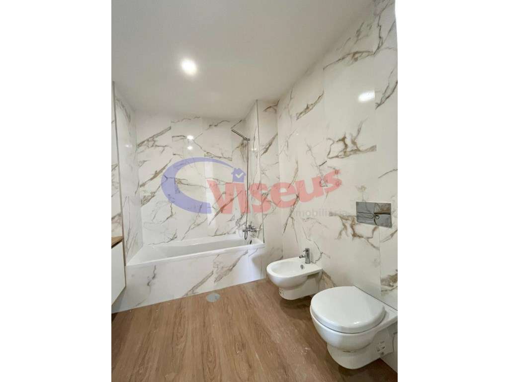 Apartamento T2 Avenida Santo Ovídio-22