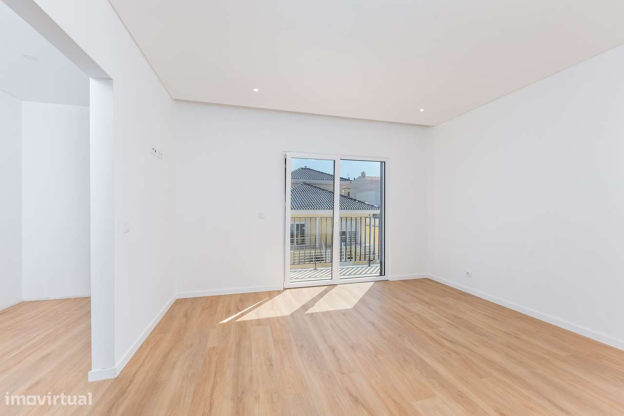 Moradia Nova | PISCINA | 3 Suites | Garagem e Jardim-15