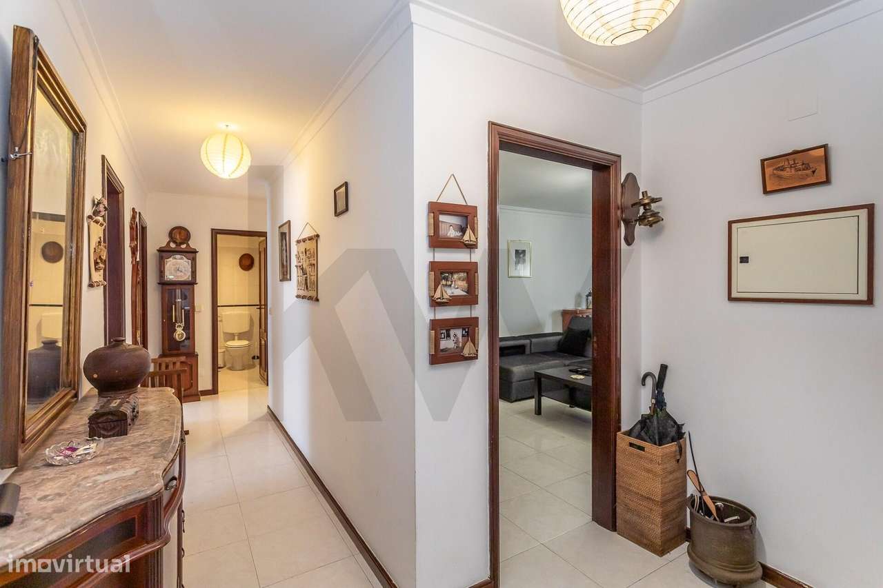 T3 com Terraço de 86 m2 em Rio de Mouro | Ideal para Famílias - Grande imagem: 5/18